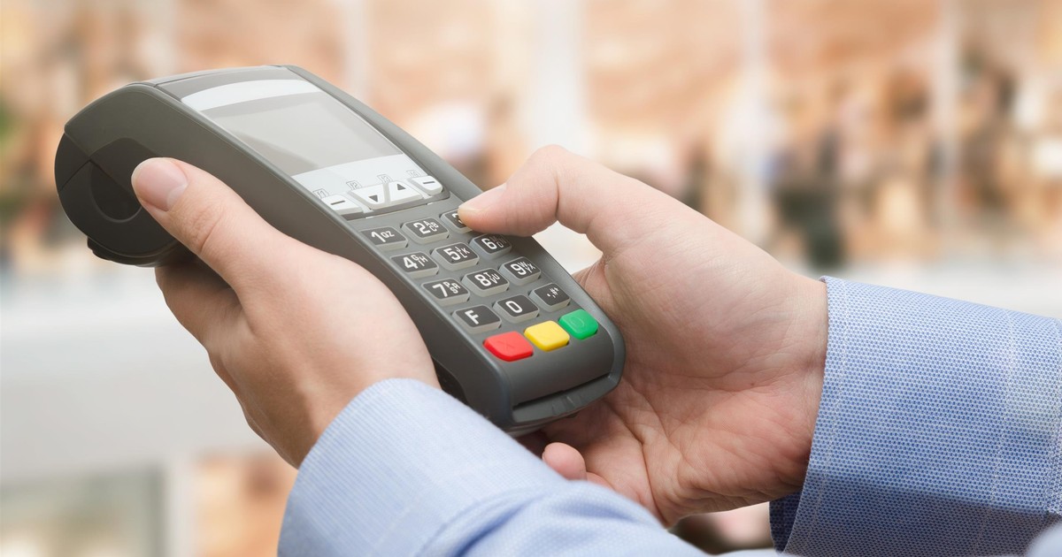 Trywialny błąd może spowodować utratę oszczędności. Jak chronić PIN do karty?