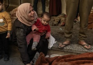 Stotine ljudi ubijene su u novim izraelskim napadima u Gazi, kažu iz tamošnjeg ministarstva zdravlja koje kontroliše Hamas | Foto: EPA