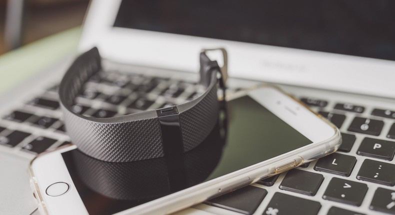 'Why won't my Fitbit sync?': How to troubleshoot syncing your Fitbit ...
