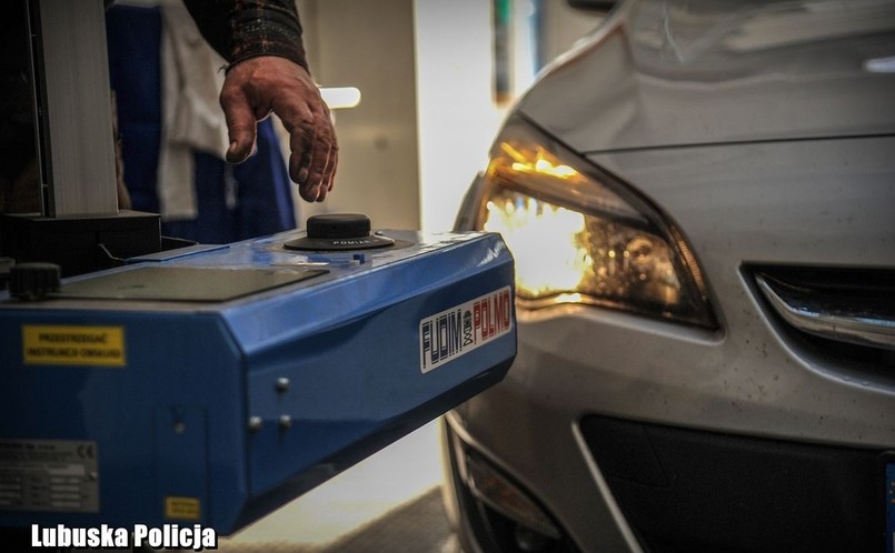 Światła do kontroli, akcja policji na polskich drogach