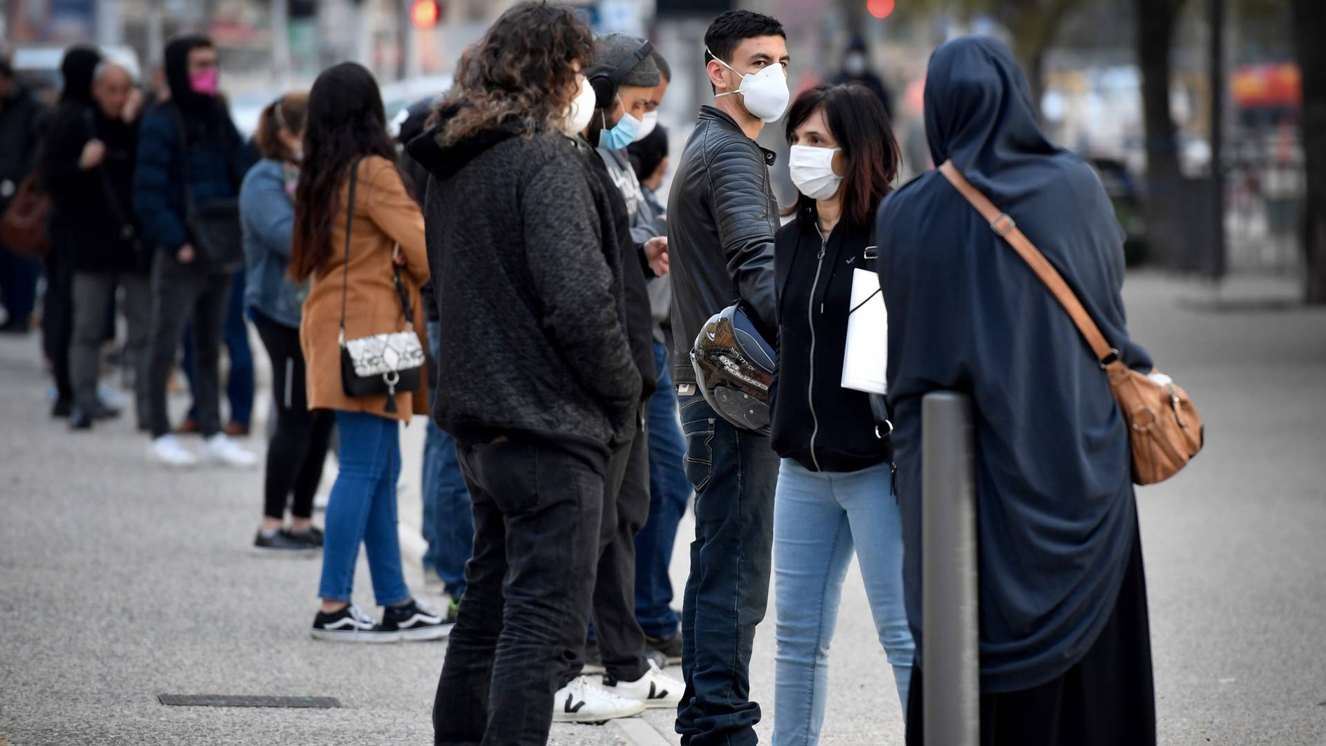 Zaražene 222 osobe u Srbiji, Kinezi otkrili koliko misle da će vanredno stanje trajati