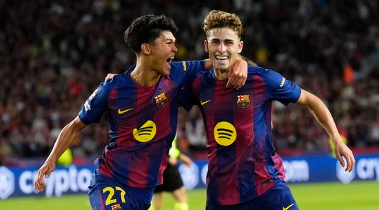 Liga Mistrzów. Szczęsny nie dał rady obronić karnego. Barcelona wbiła Grekom aż 6 goli