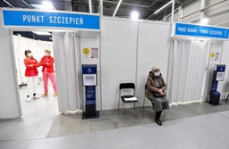 "Narodowy Program Szczepień nie działa". KO domaga się decentralizacji szczepień