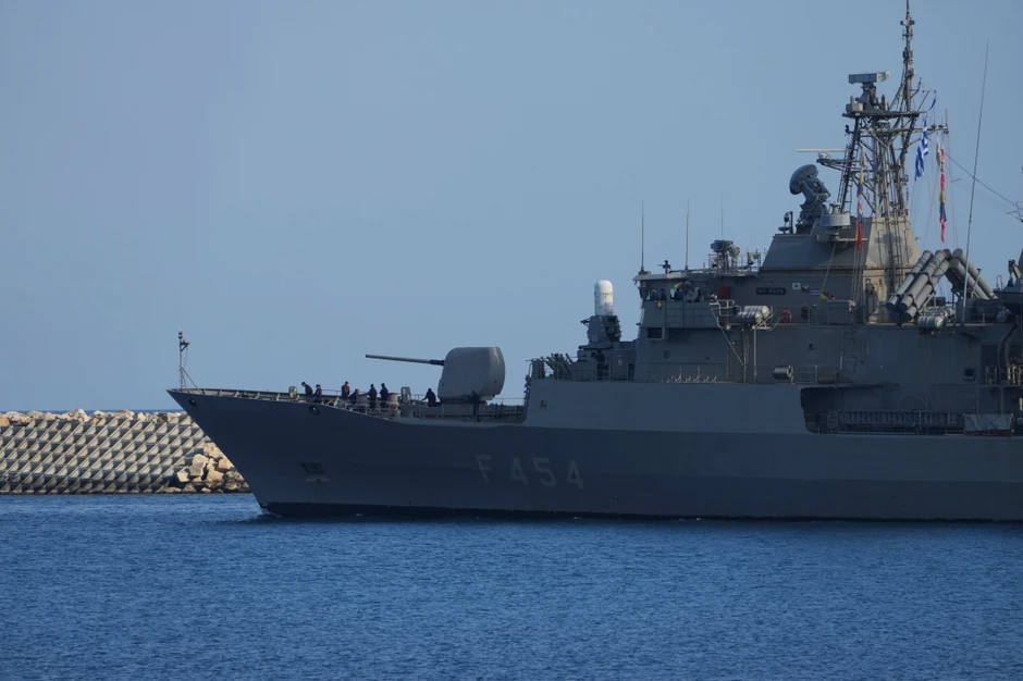 Grčka fregata "Psara"