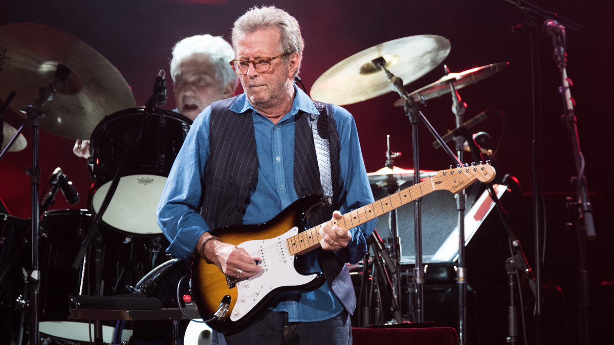 Eric Clapton szykuje się do swoich letnich koncertów. Niestety, muzyk obawia się, że nie wszystko pójdzie zgodnie z planem. Okazuje się, że artysta traci słuch.