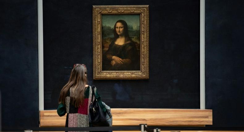 Crowds thronging the Mona Lisa for a selfie will be a thing of the past