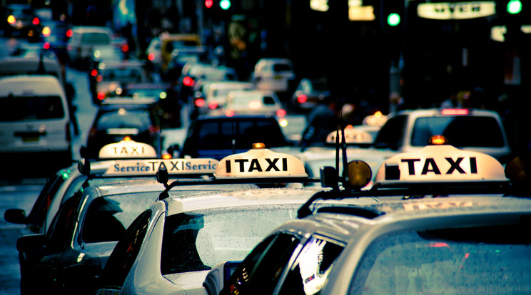 A becsületes taxisofőr nem tartotta meg a pénzt (illusztráció) /Fotó: Northfoto