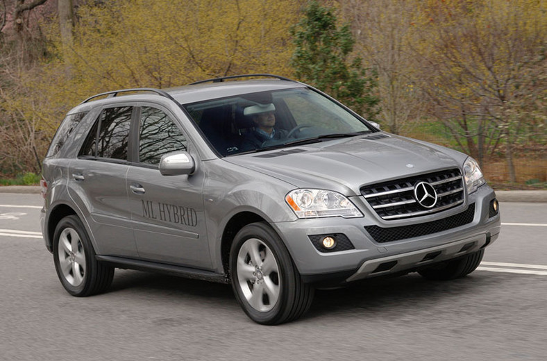 Mercedes-Benz ML 450 Hybrid nyní dostupný v USA, ale jen na leasing