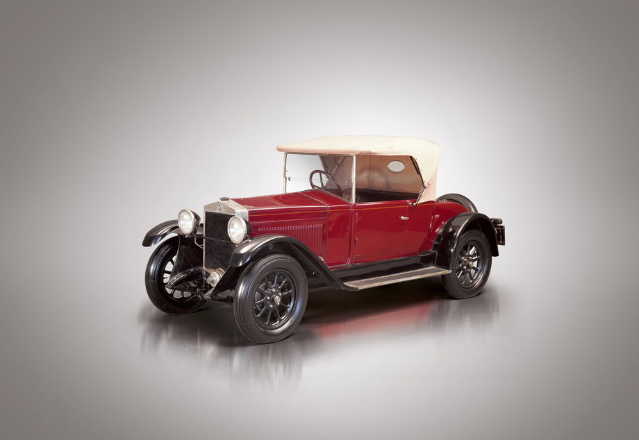 Fiat built 90,000 509s like this 1927 model. That number seems laughable when compared to, say, the 363,000 Corollas Toyota sold just last year, but in its time it was a sure sign that cars would one day be accessible to almost everyone.