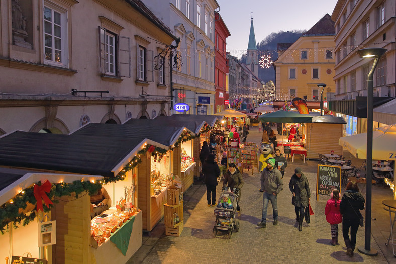 Jarmark świąteczny w Lublanie