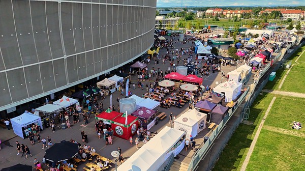 W tym roku oprócz szkoleń poświęconych piwowarstwu pojawią się również tematy fermentacji innych produktów! Namiot Fermentacyjny gościć więc będzie pasjonatów wina, cydru, miodów pitnych, a także sera, chleba i kiszonek.