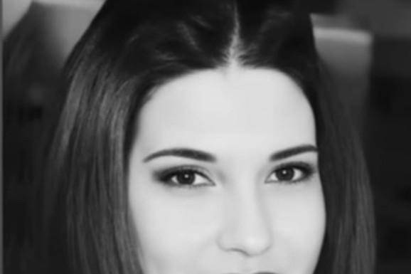 OSTAVILA PASOŠ NA KIOSKU I REKLA JEDNU REČENICU Misterija nestanka Biljane Đorić sve veća, njena majka neutešna: "10 godina i 2 meseca čekanja da se javiš..."