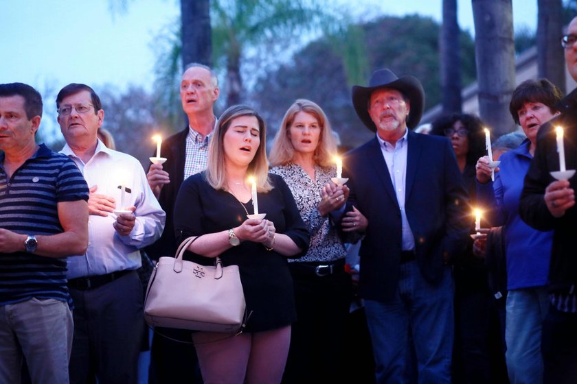 One dead, three injured in US synagogue shooting