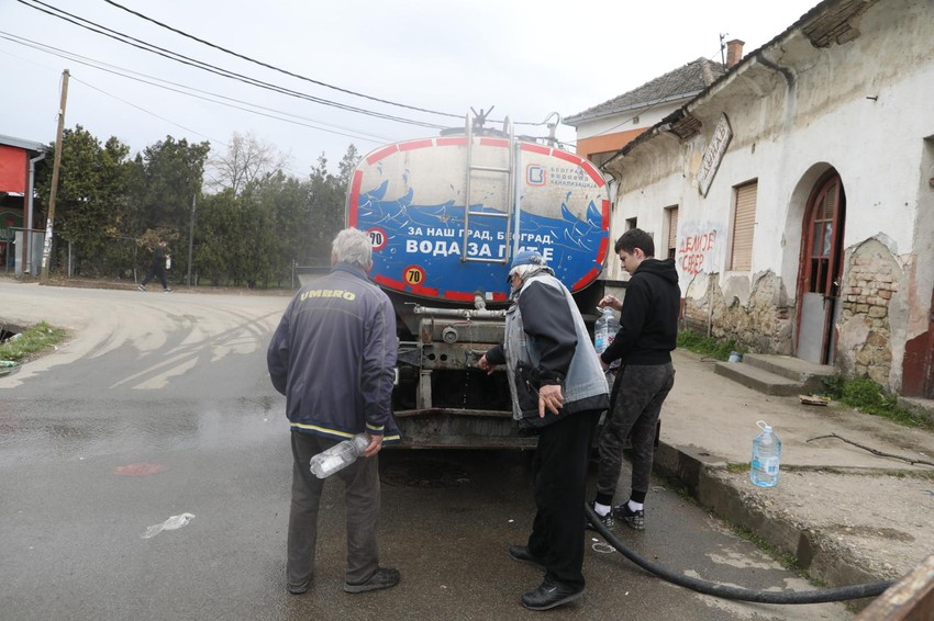 U Ritopeku već deceniju i po nema vode za piće