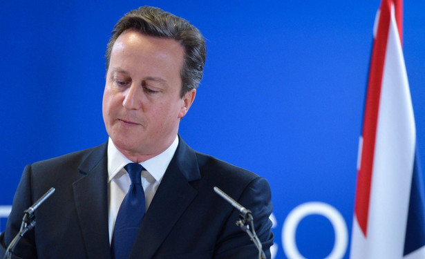 Wielka Brytania: Nie milkną echa przegranej premiera Davida Camerona