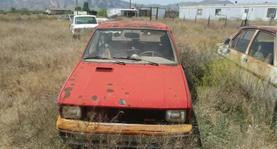 Yugo koji je bio 15 godina u pustinji