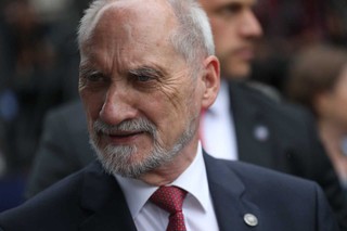 Macierewicz o raporcie podkomisji smoleńskiej: Przyczyną katastrofy były przynajmniej dwie eksplozje