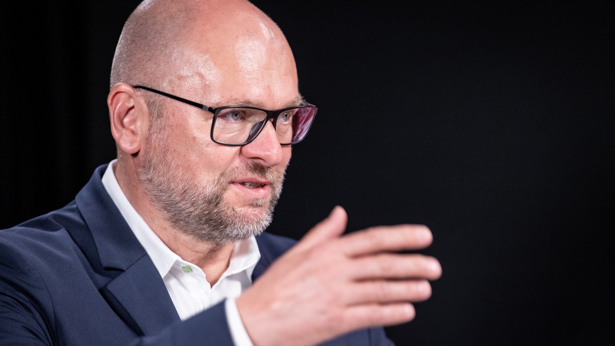 Richard Sulík v relácii Na rovinu s Petrom Hanákom