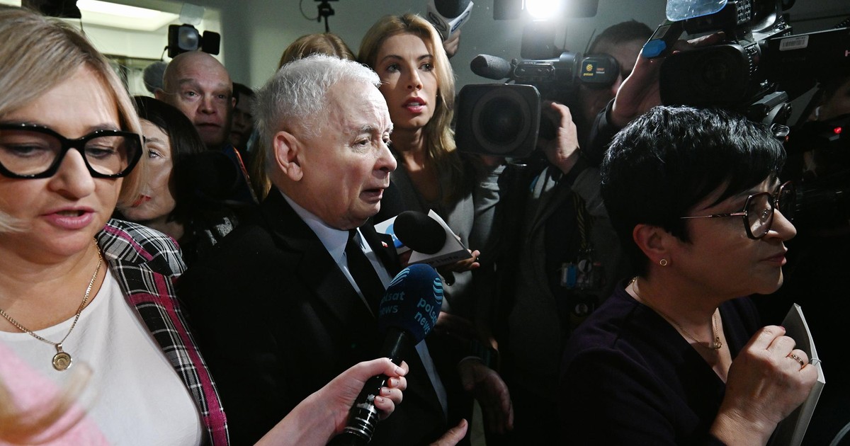 Dwa lata od wyborów. Kaczyński ocenił rząd. Jedno słowo