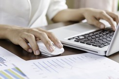 Urzędnicy sprzedani za podwyżki dla nauczycieli. Fala odejść specjalistów będzie się pogłębiać