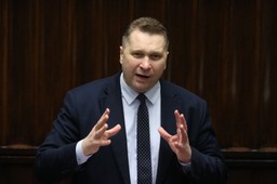 Wynagrodzenia pracowników na uczelniach. Czarnek: Proszę pójść do swoich rektorów i poprosić ich o podwyżki