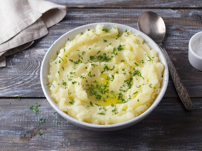 Posni recept za Blagovesti - skordalija