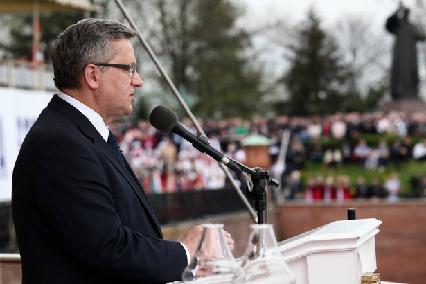 Prezydent Komorowski złożył kondolencje Nepalczykom