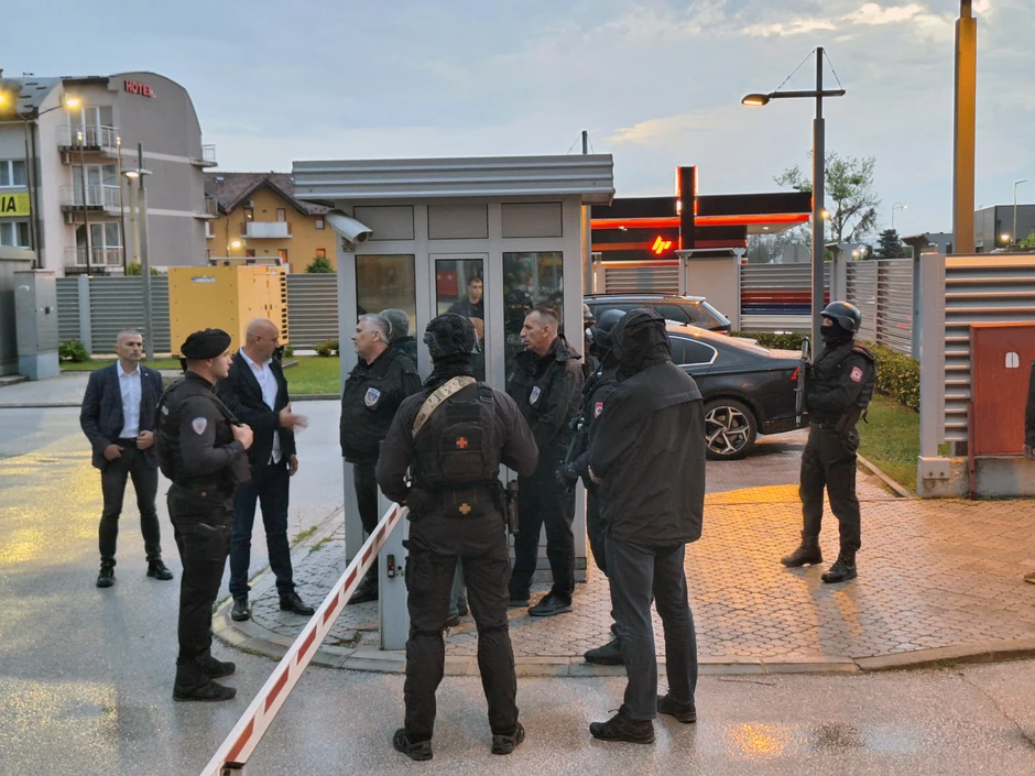 Pokušaj uručenja naloga za hapšenje Miloradu Dodiku