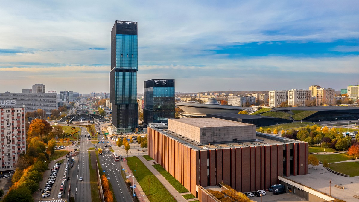 <strong>Katowice to doskonały przykład miasta, które z sukcesem przeszło transformację - z typowo górniczego, przemysłowego miasta w miejsce zielone, nowoczesne, kładące nacisk na kulturę, a jednocześnie pełne szacunku dla swojej historii. Przemiana ta została dostrzeżona i ponownie Katowice będą gospodarzem wydarzenia pod patronatem ONZ. W dniach 26-30 czerwcu w stolicy województwa śląskiego odbędzie się Światowe Forum Miejskie.</strong>