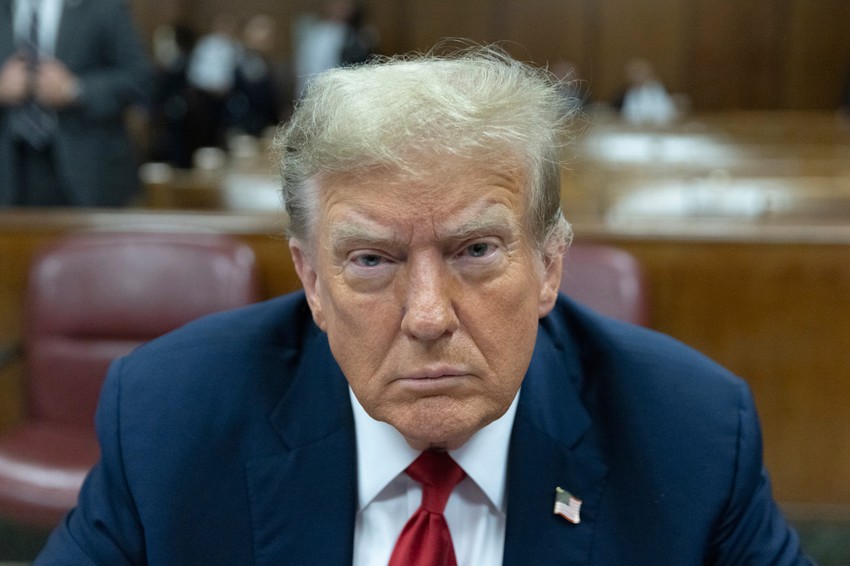 Donald Tramp na sudu u Njujorku 15. aprila