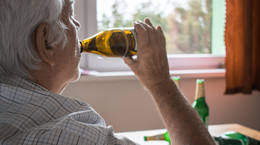 Wyższe renty dla chorych z powodu alkoholu. Od marca dwie różne stawki