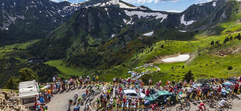 Startuje Tour de France. Dwóch Polaków w peletonie