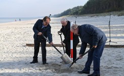 Kaczyński o przekopie Mierzei Wiślanej: Będą mogły przepływać duże okrety wojenne