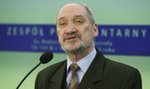 Macierewicz nie płaci podatków!