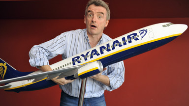 Jak działają "najbardziej skąpe linie lotnicze świata"? Fenomen Ryanaira