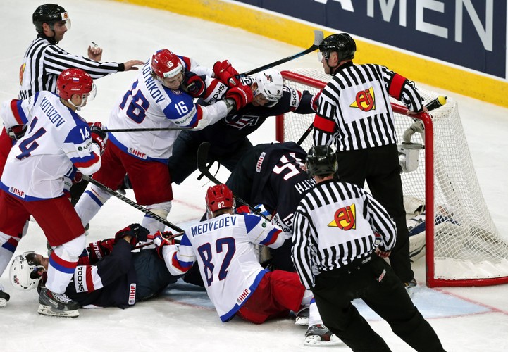 Putin i rosyjscy kibice mają powody do dumy. 'Sborna' szaleje na Białorusi