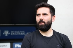 Goncalo Feio ukarany. UEFA nie była sroga dla trenera Legii Warszawa