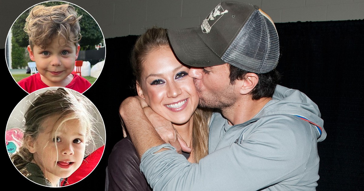 Enrique Iglesias y Anna Kournikova con niños.  Los gemelos tienen cuatro años