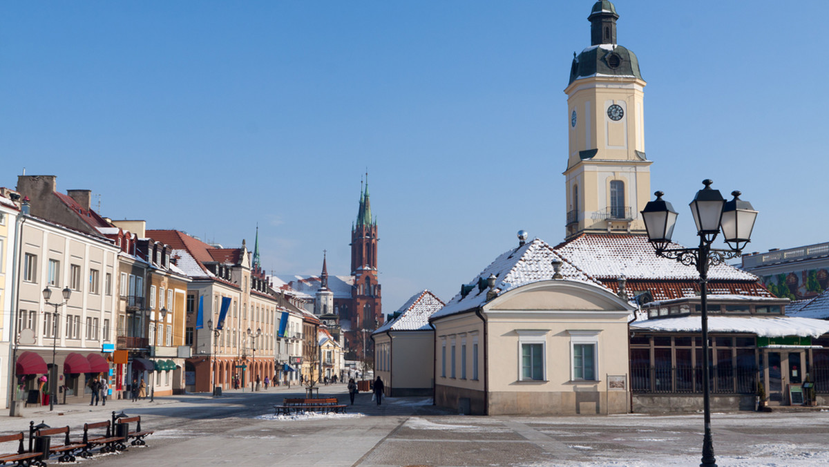 Stosunki dyplomatyczne Polski i Stanów Zjednoczonych, polityka wschodnia, ale też sport jako instrument dyplomacji - to niektóre tematy wykładów m.in. polityków, dyplomatów i naukowców w ramach "Festiwalu Dyplomatycznego", który w dniach 19-23 lutego odbędzie się w Białymstoku.