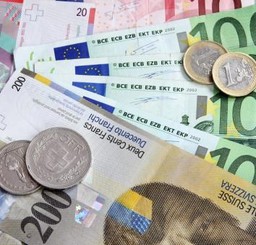 Polak, Węgier dwa bratanki – gdy inwestują, biorą franki [ANALIZA]