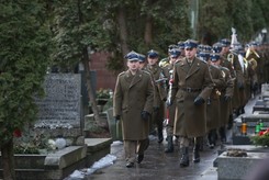 Pogrzeb Bogusława Kaczyńskiego na Powązkach. Wicepremier Gliński: Kochał artystów [ZDJĘCIA]