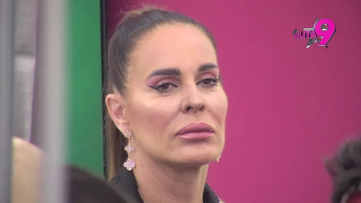 PRVO OGLAŠAVANJE SINA MILENE KAČAVENDE Osudio Asmina nakon brutalne svađe sa njegovom majkom: "Nedopustivo je"   Kép