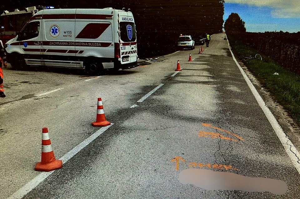 Dopravná nehoda pri Trstíne.