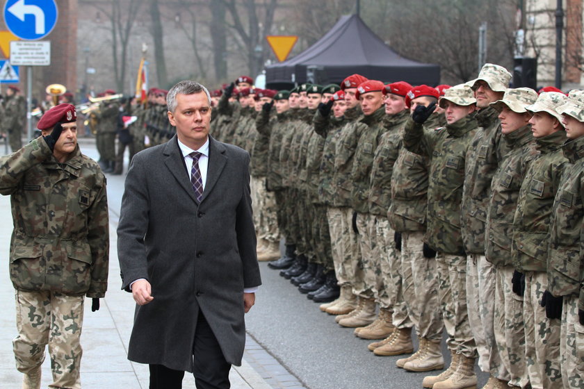 Siemoniak zaprzecza kłamstwom Putina