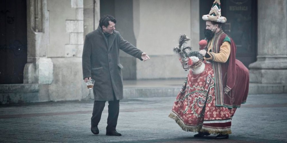 Robert Więckiewicz w filmie 'Pod Mocnym Aniołem'