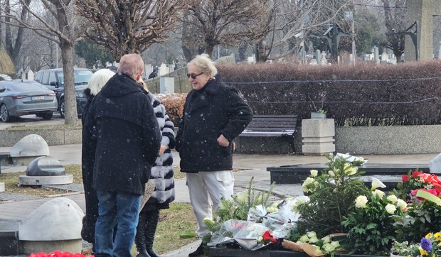Prvi muž Goce Božinovske na pomenu Šabana Šaulića