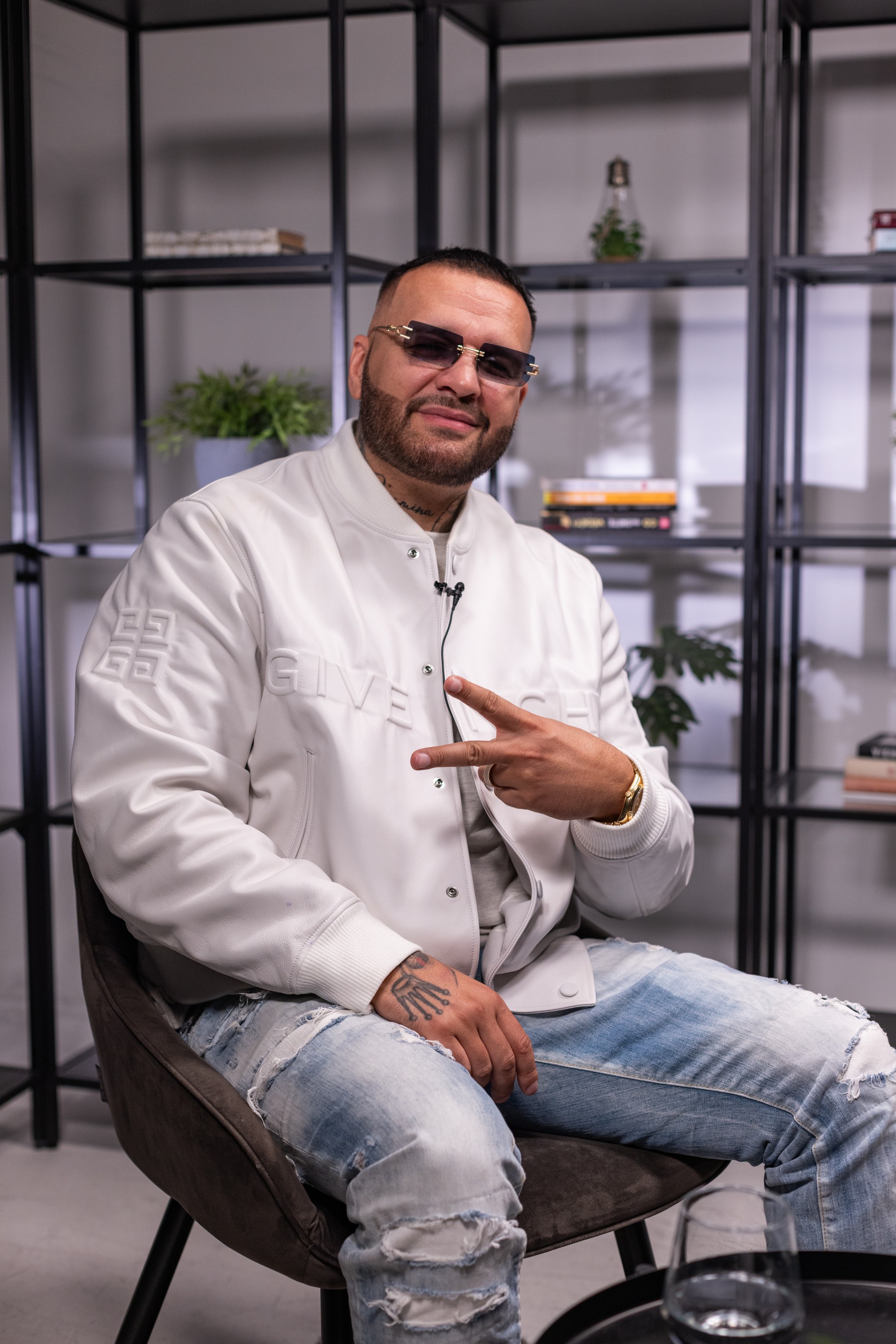 Raper Patrik Rytmus Vrbovský v podcaste Off Record.