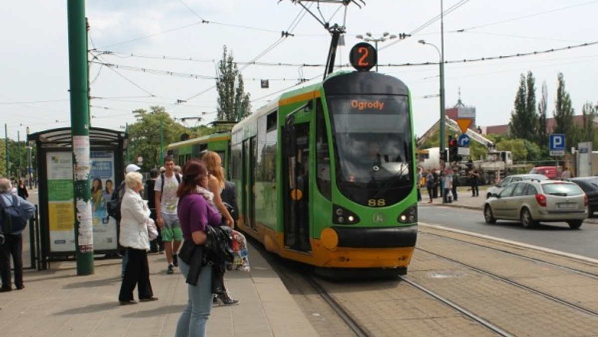 "MMPoznan": Stowarzyszenie Inwestycje dla Poznania apeluje do Rady Miasta o zrezygnowanie z kolejnej podwyżki cen biletów komunikacji miejskiej.