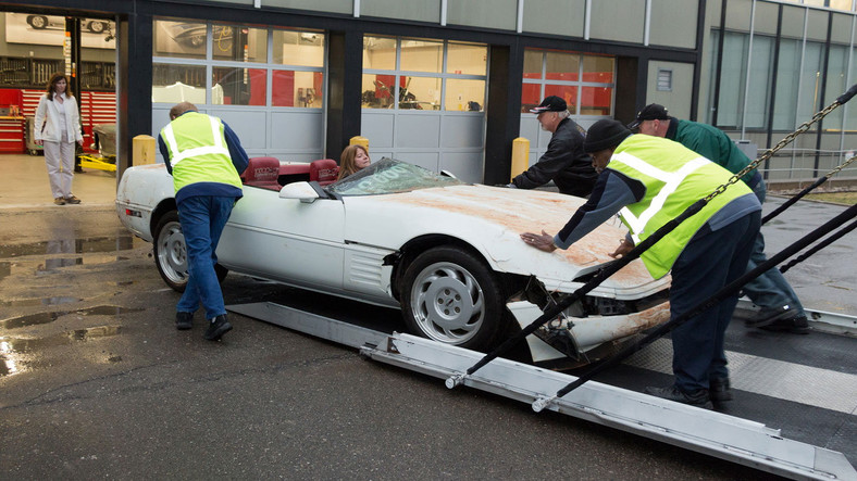 Milionowy Chevrolet Corvette powstaje z popiołów