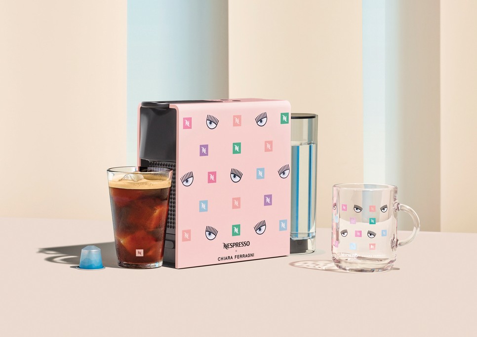 Nespresso x Chiara Ferragni kollekció